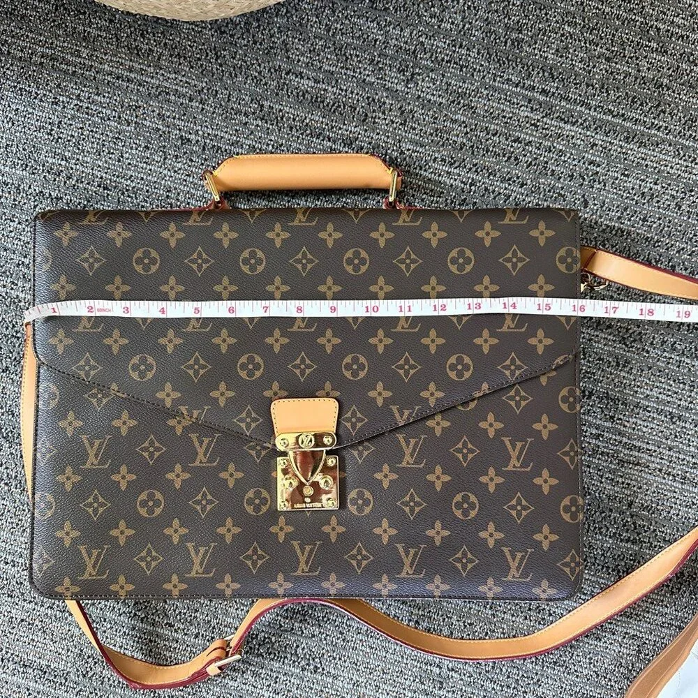 LOUIS VUITTON Monogram Porte Documents Bandouliere Bag